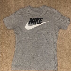 Nike Men's Gray Tee with Black and White Logo